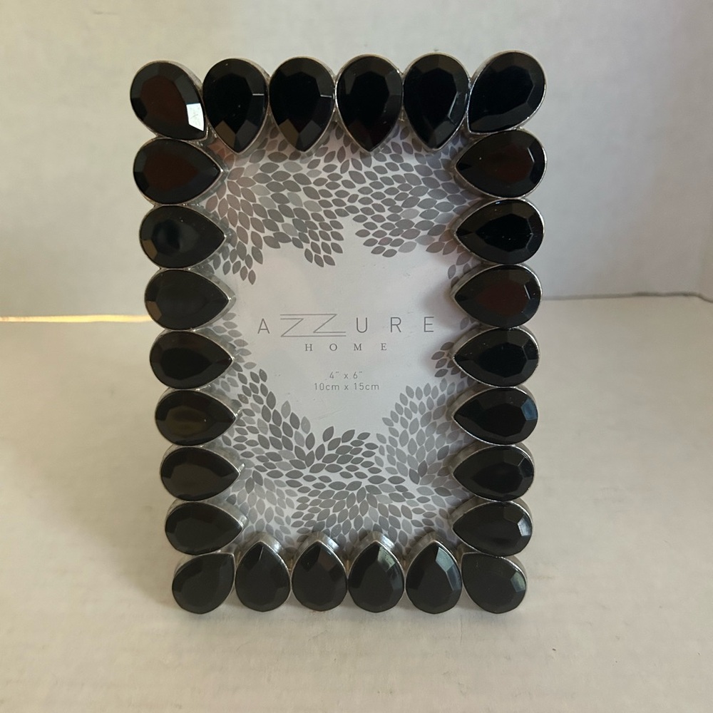 Azzure Home Black Rhinestones 4x6 Table Top Picture Frame NWWT